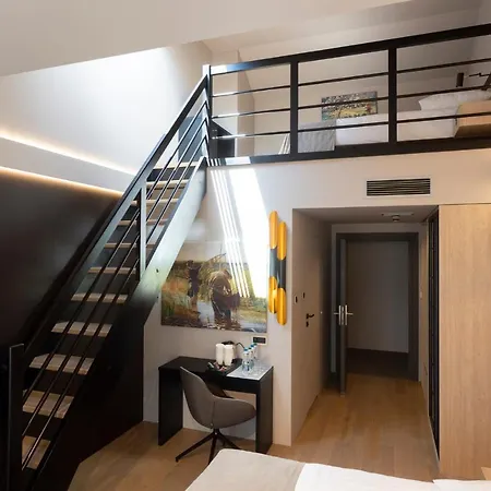 Aparthotel Four Winds