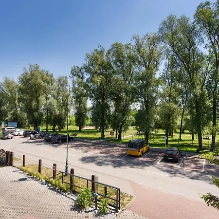 Four Winds Hotel apartamentowy 3*