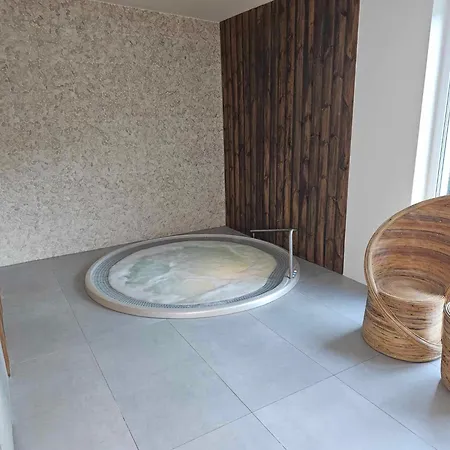 Aparthotel Four Winds 4*