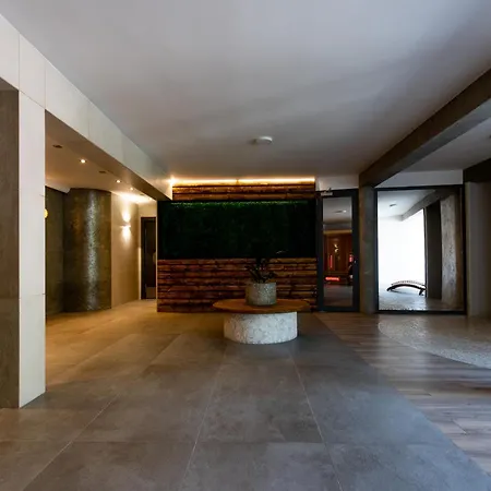 Hotel apartamentowy Four Winds Krynica Morska