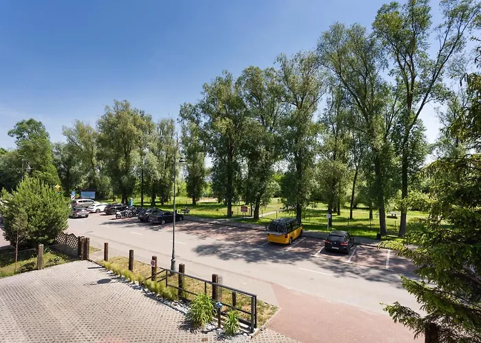 Four Winds Aparthotel 4*