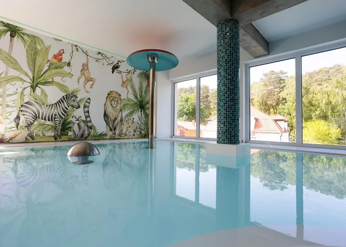 Four Winds Aparthotel 4*