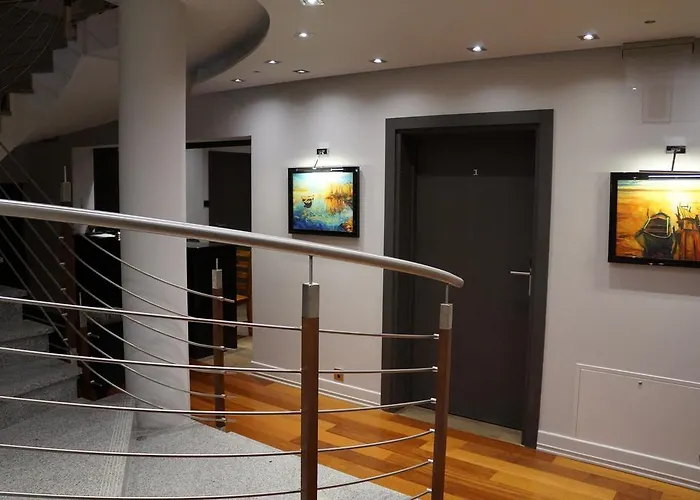 Four Winds Hotel apartamentowy 4*