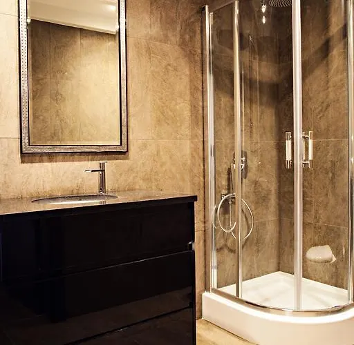 Four Winds Aparthotel 4*